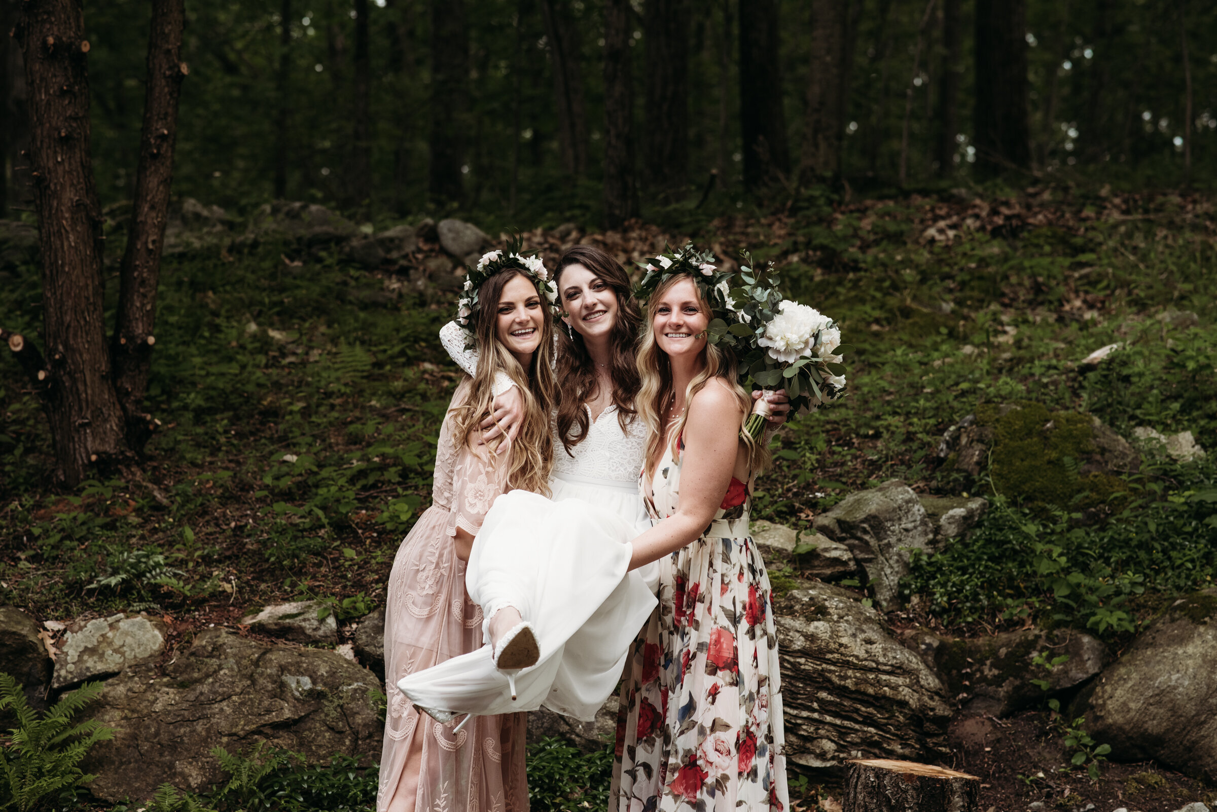 bridesmaids-small-wedding-intimate-wedding-day-nj-elopement-photographer.jpg