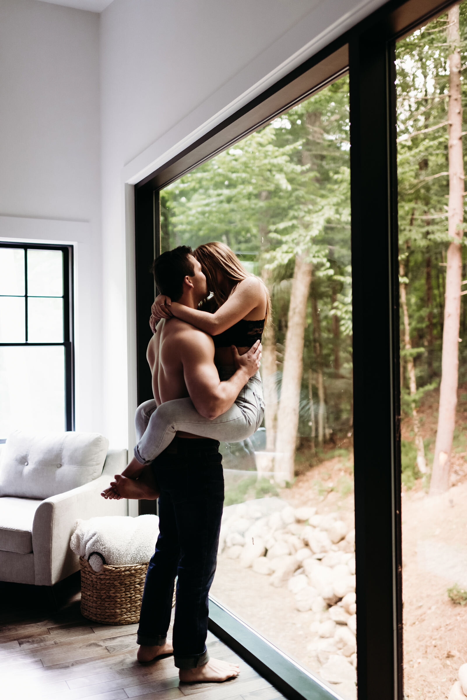 intimate+couples+session+in+upstate+NY+airbnb (6).jpeg